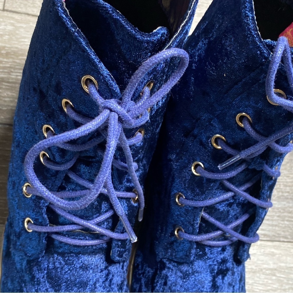 Catherine Malandrino Women’s Velvet Blue Booties Size 7.5 - Picture 12 of 16